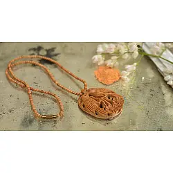 Kadam ♣ Wooden Neckpieces { k }
